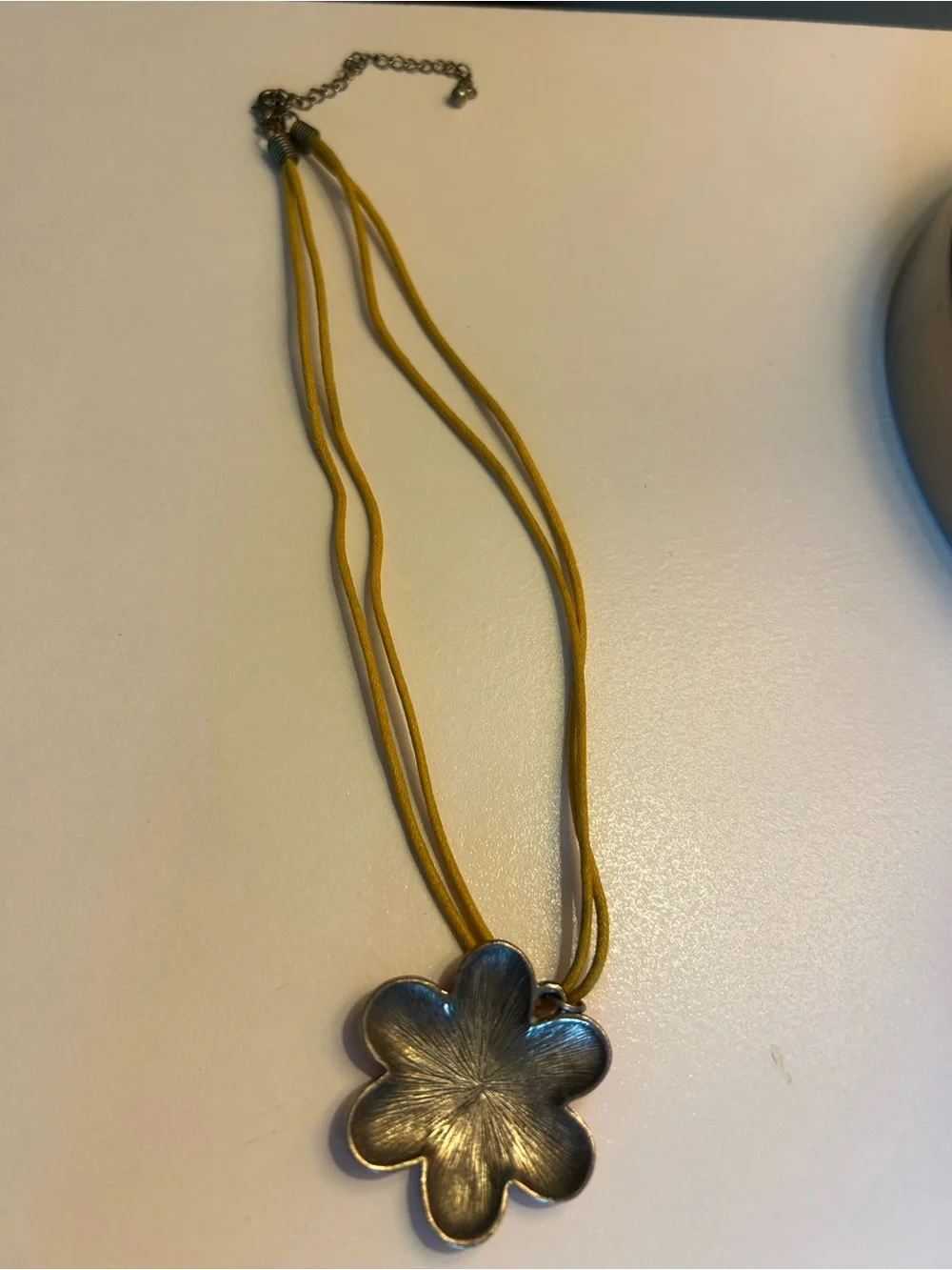 Vintage Yellow and Orange Flower Pendant Necklace - Women Accessories